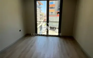 Luxury Signature مشاور املاک