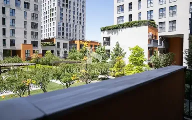 Luxury Signature مشاور املاک