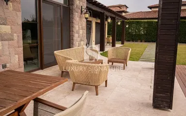 Luxury Signature مشاور املاک 