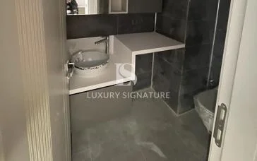 Luxury Signature مشاور املاک