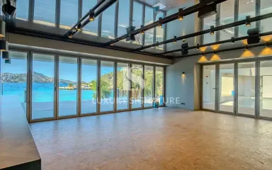 Luxury Signature Property