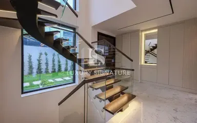 Luxury Signature Property
