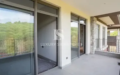 Luxury Signature مشاور املاک