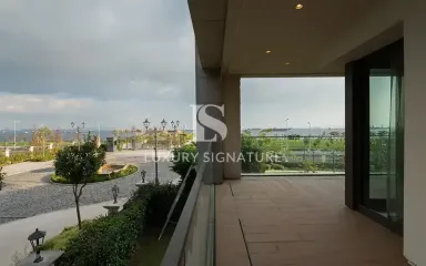 Luxury Signature Property
