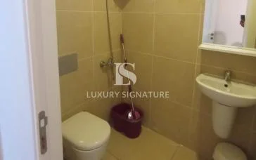 Luxury Signature مشاور املاک