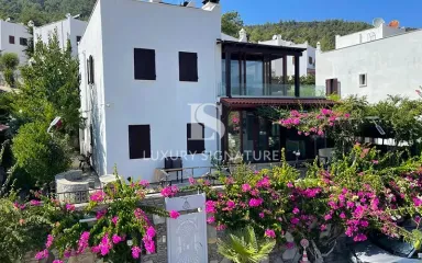 Luxury Signature Property