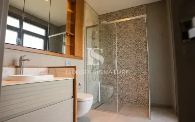 Luxury Signature مشاور املاک