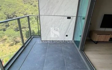 Luxury Signature مشاور املاک